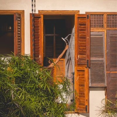 Nebia Corre Four Function Fixed Shower Hand Bathroom Hardware Set Matte Black - Brondell - Image 3